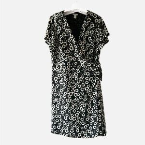 H&M black floral wrap dress size 18